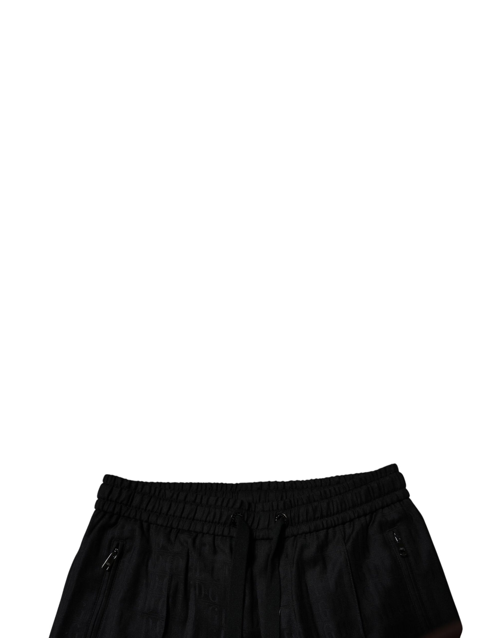 Black shorts with ruffles on hem