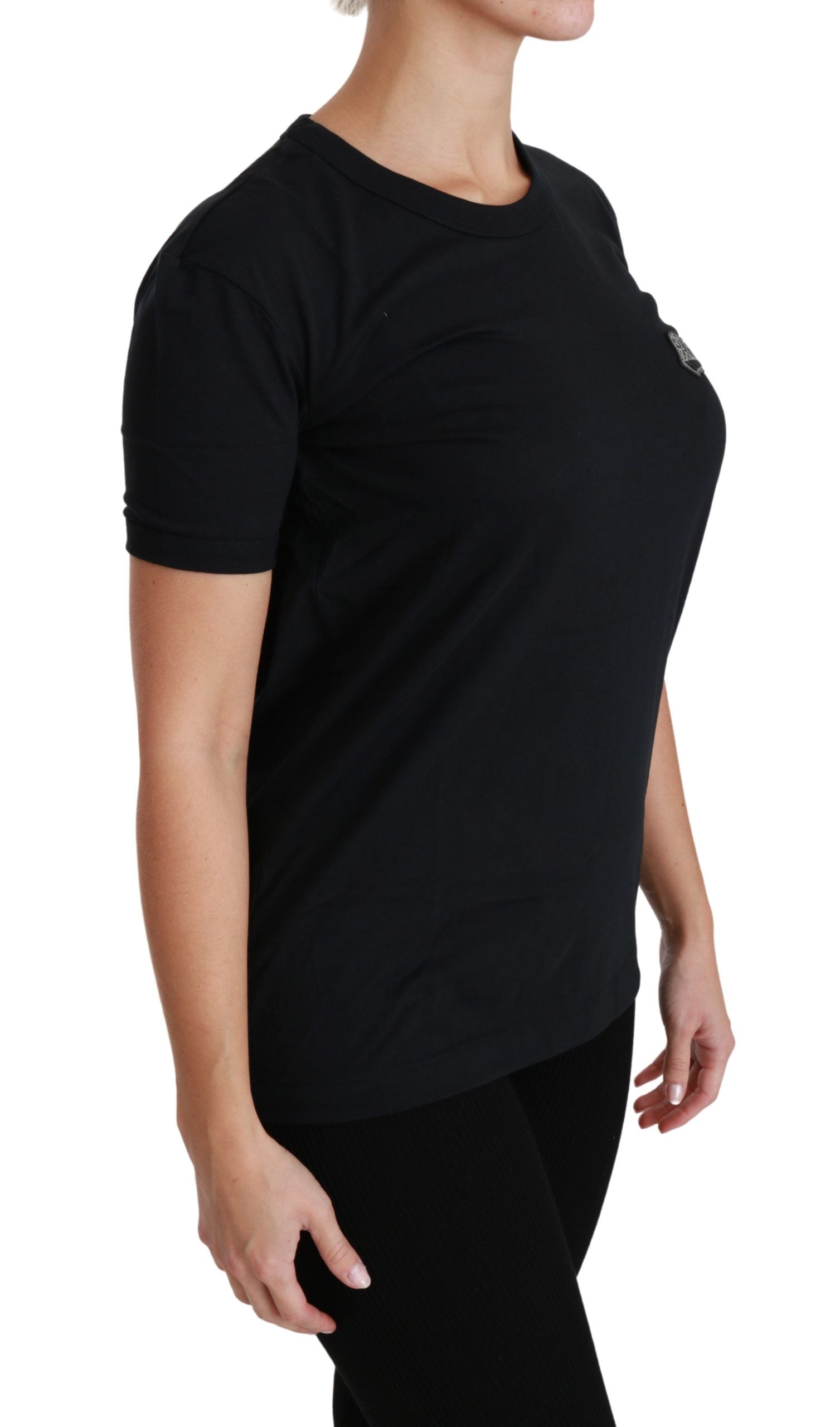 Black short sleeve t-shirt on woman