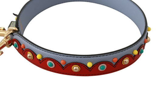 Decorative collar with red background and gold accents