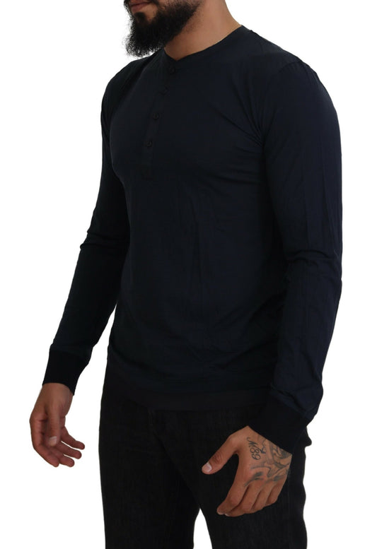 Man wearing long sleeve shirt