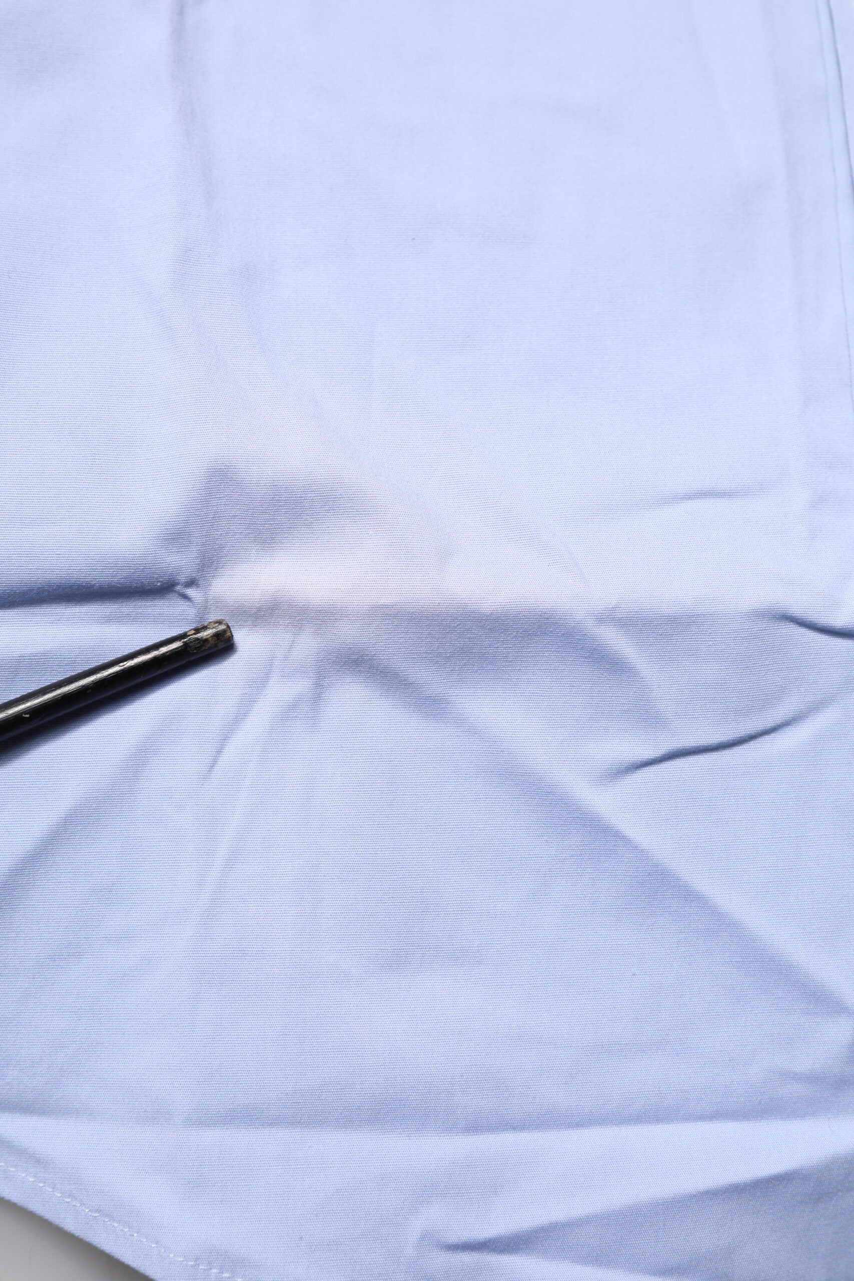 A blue cotton dress shirt with long sleeves from the brand Dolce & Gabbana