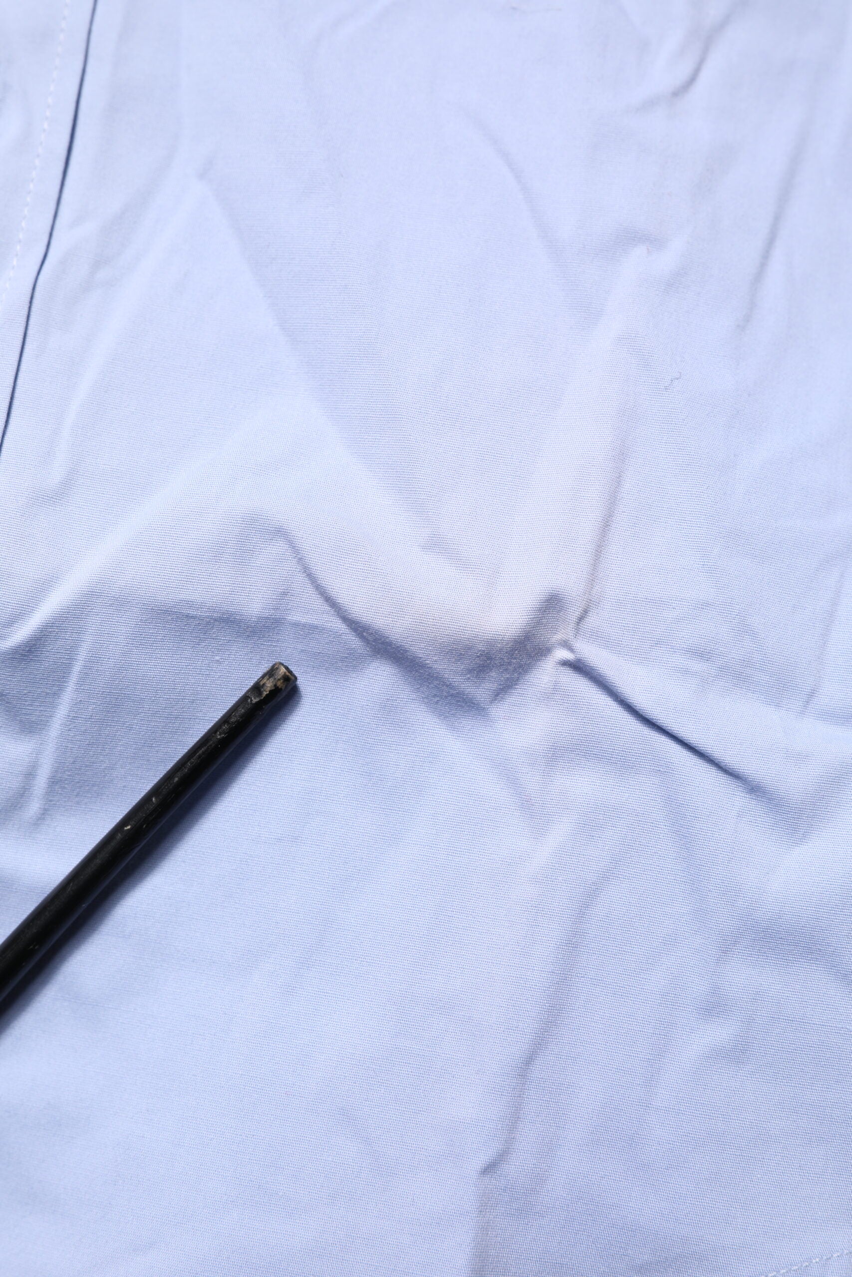 A blue cotton dress shirt with long sleeves from the brand Dolce & Gabbana
