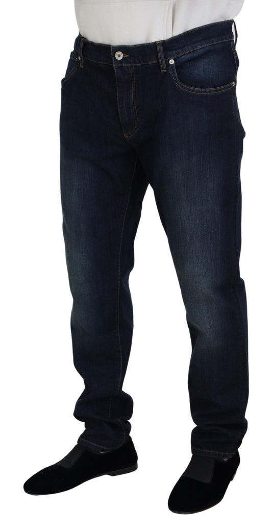 Mannequin wearing blue jeans