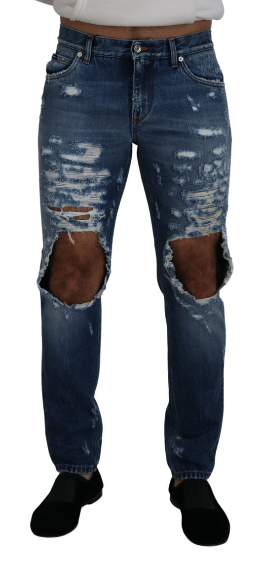 Man wearing ripped jeans
