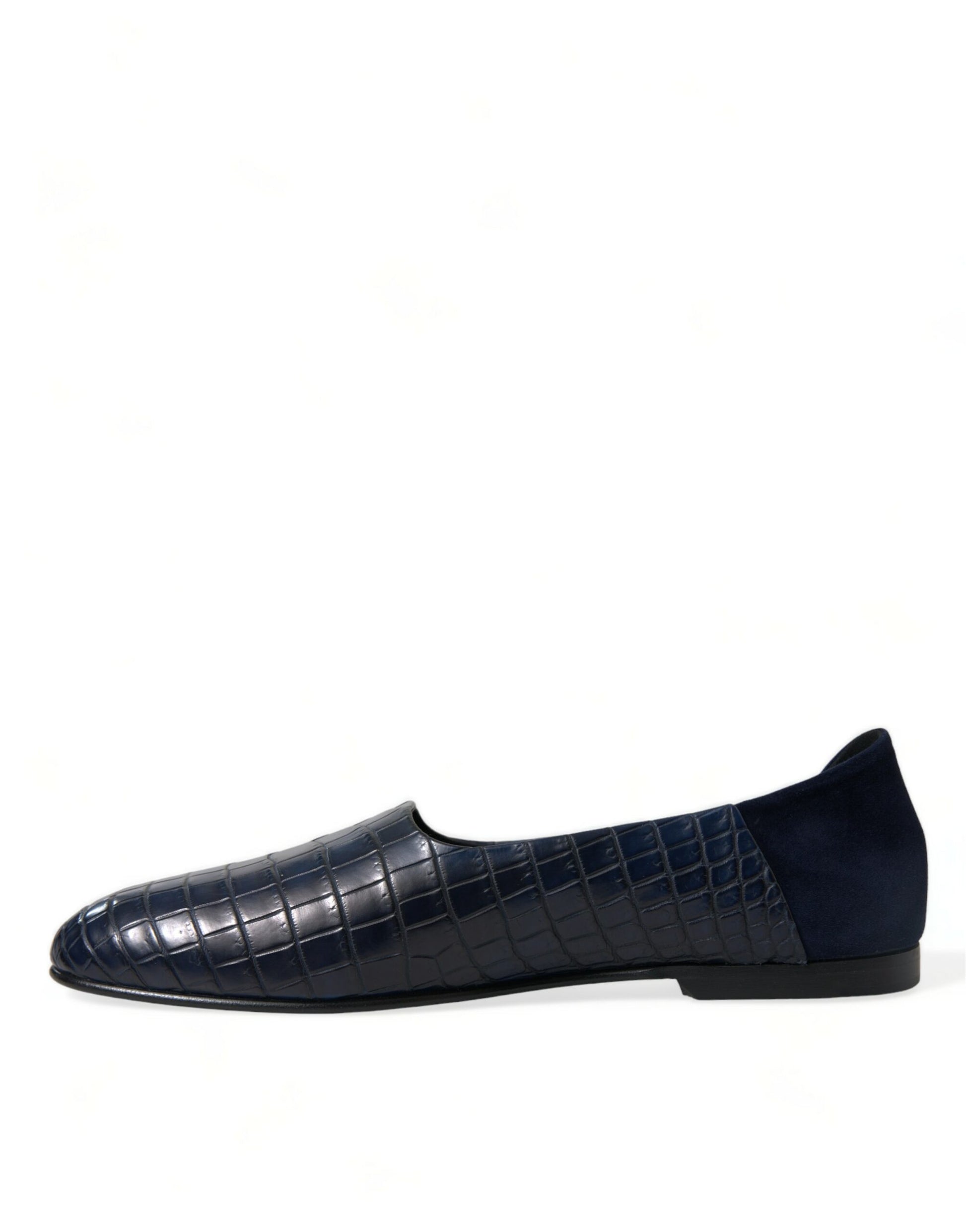 Black leather loafer shoe with a quilted design on the side
