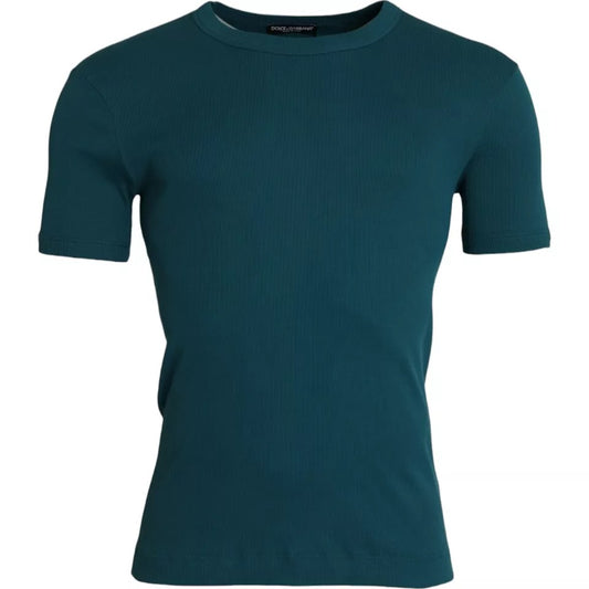 Green short sleeve shirt on a mannequin
