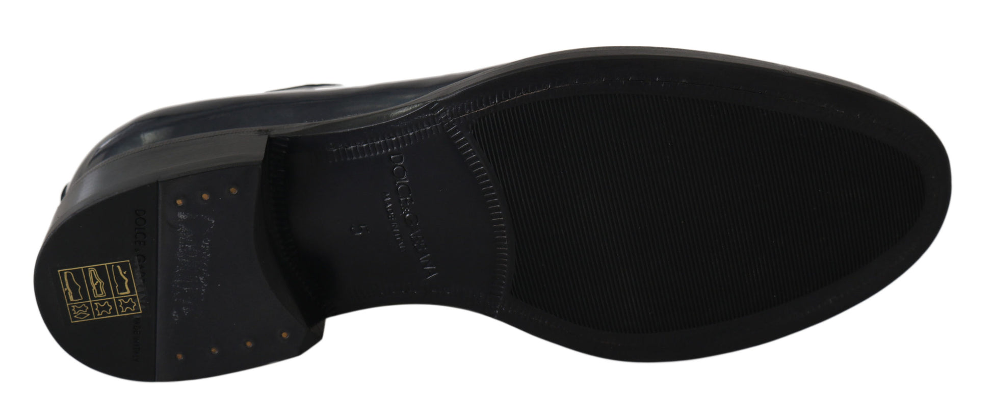Black and white athletic shoe with laces