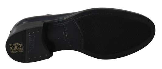 Black and white athletic shoe with laces