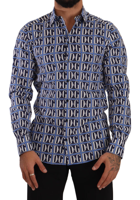 Man wearing a shirt with repeated pattern