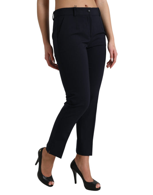 Pair of black trousers with pockets