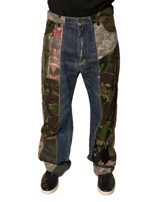 Camouflage print pants with distressed design