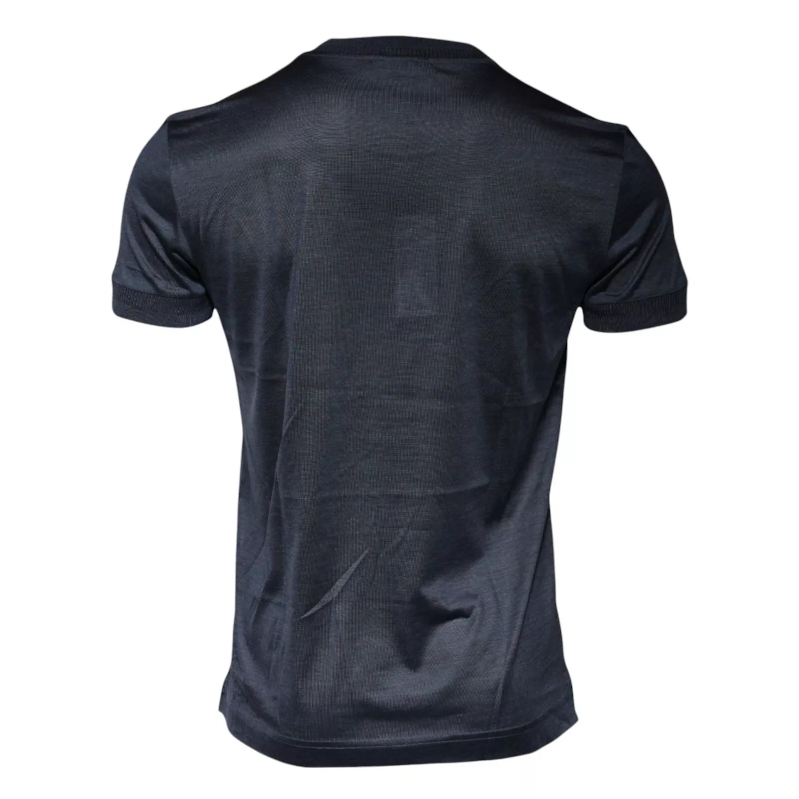Black short sleeve shirt on a mannequin