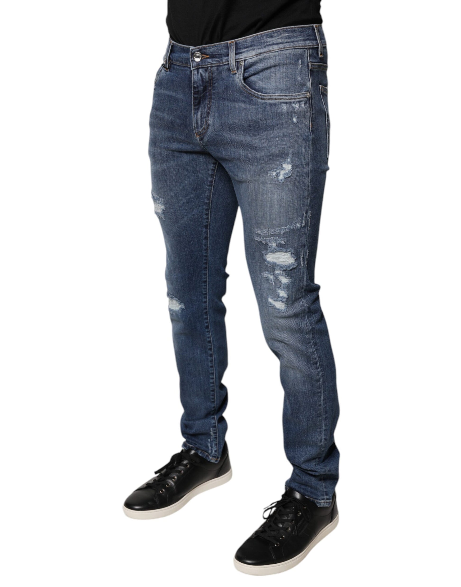 Man wearing blue jeans