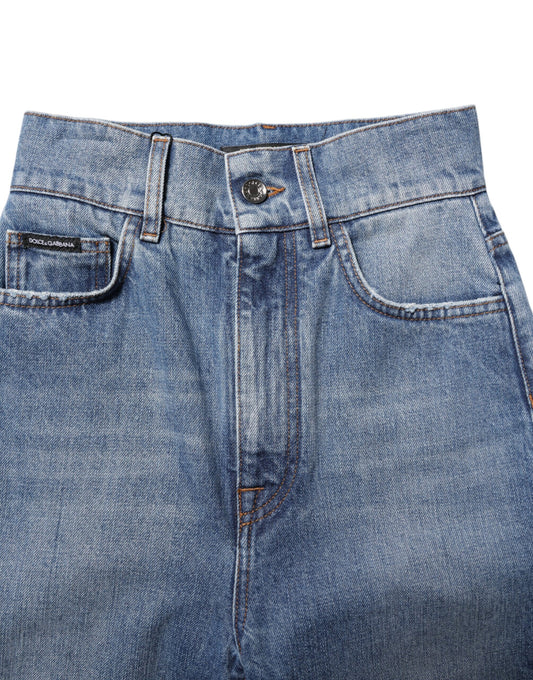 Blue denim jeans with front pockets and belt loops