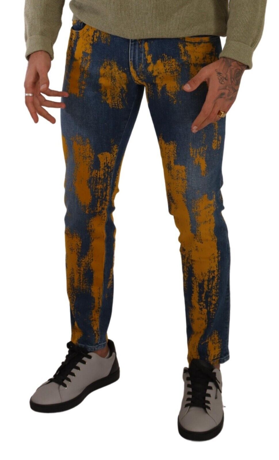 Man wearing distressed jeans