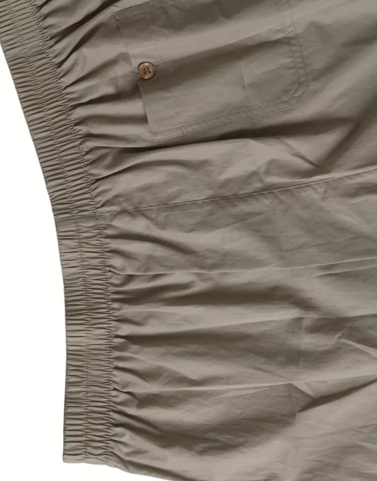 Pair of cargo shorts with pockets