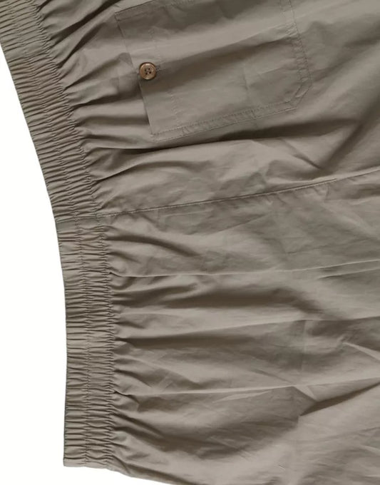 Pair of cargo shorts with pockets