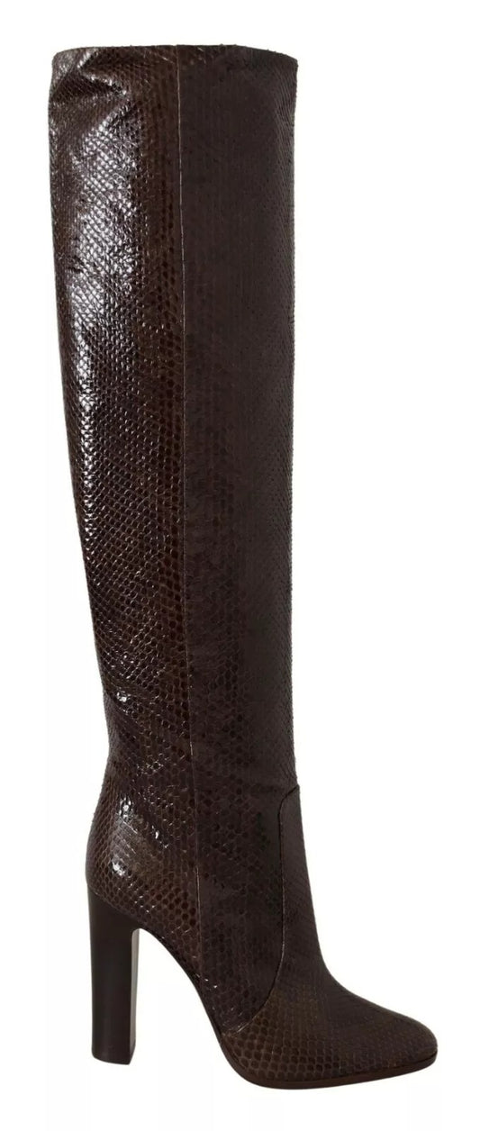 Tall brown leather boot with heel