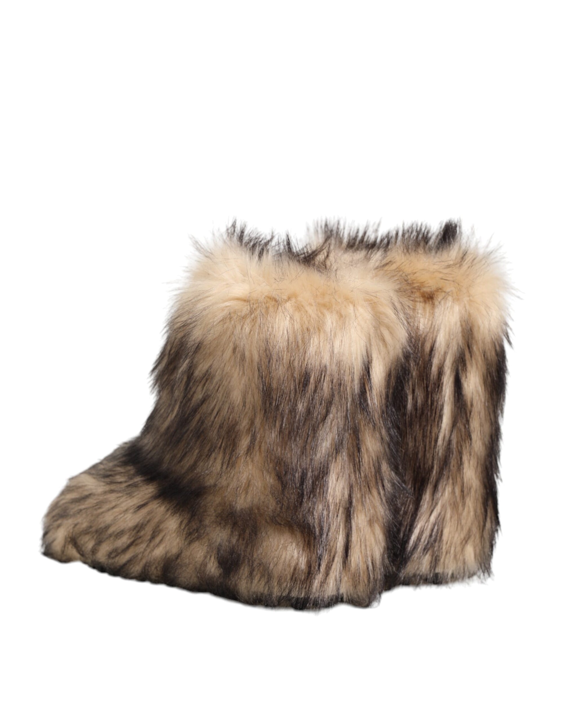 Furry boot with a faux fur lining