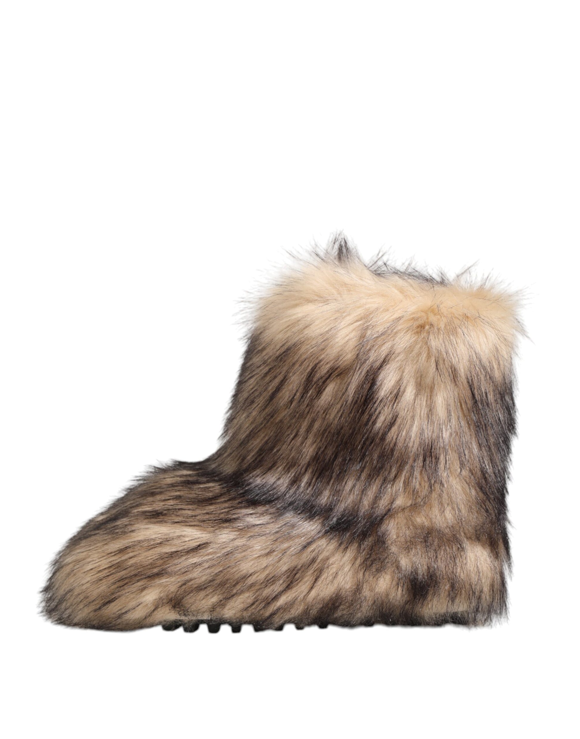 Furry winter boot