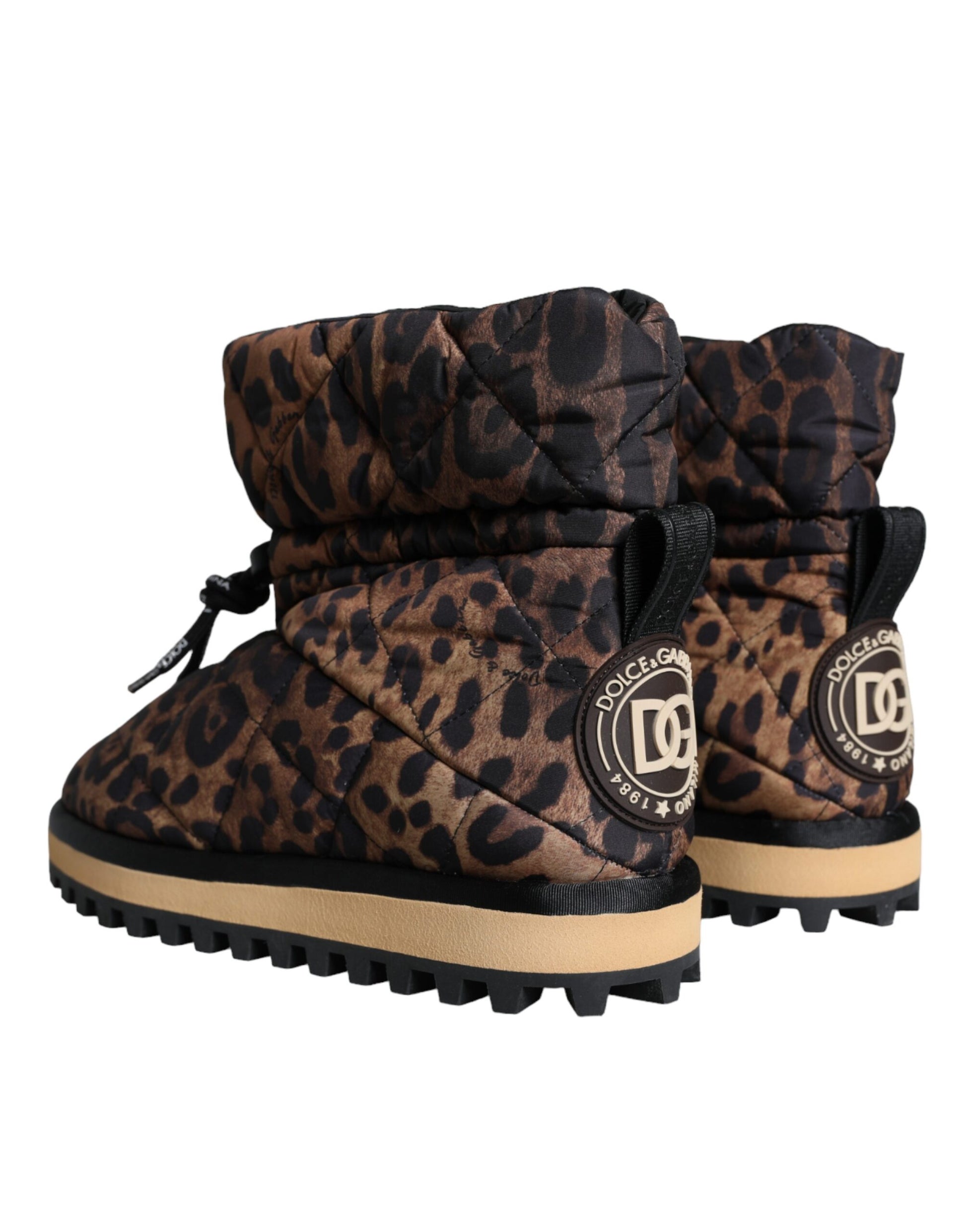 Leopard print snow boots with brown trim