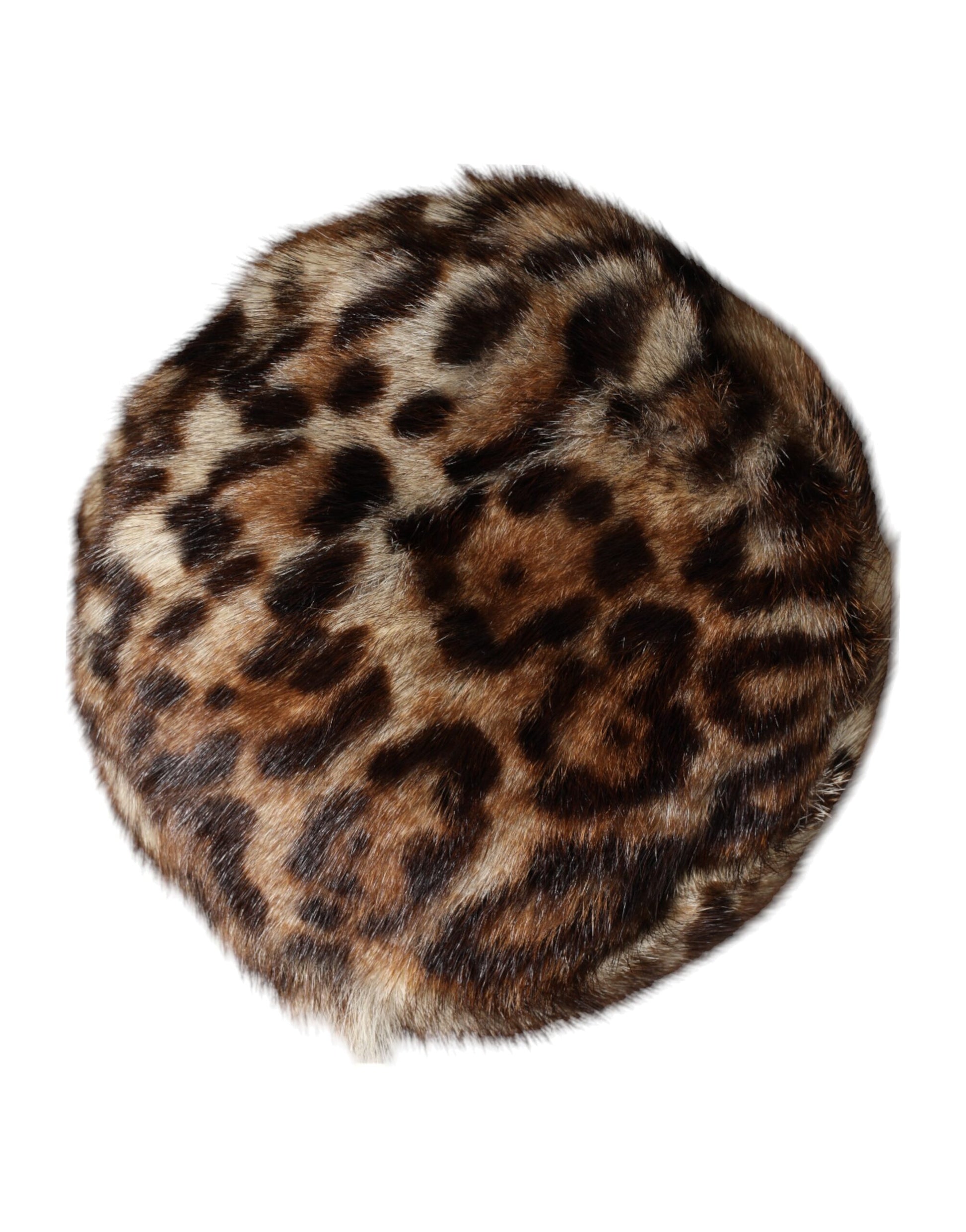 Furry round hat with leopard print pattern