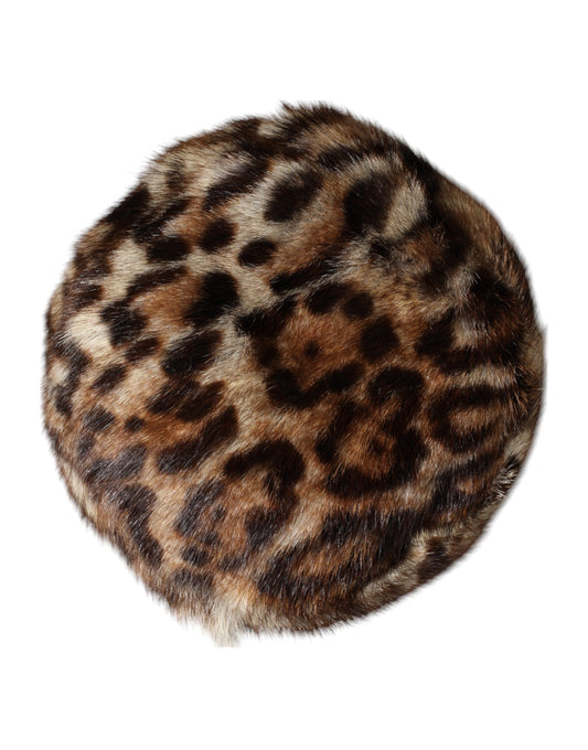 Furry round hat with leopard print pattern