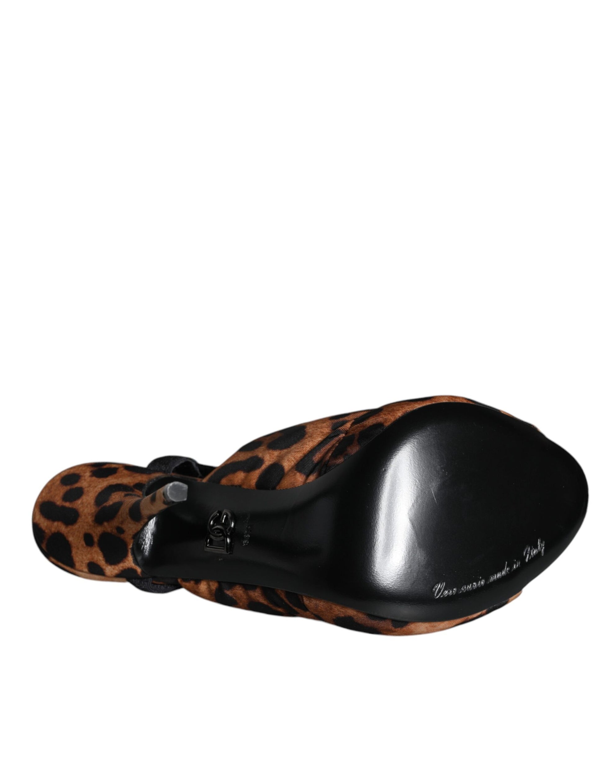 Leopard print slipper with black sole