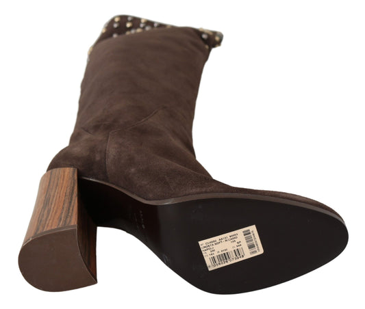 Brown suede boot with heel and tag on sole