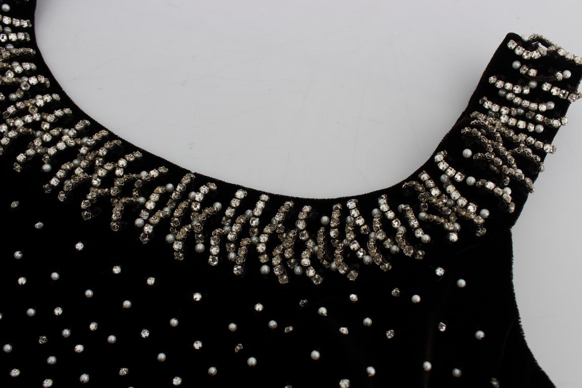 Black necklace with sparkling beads