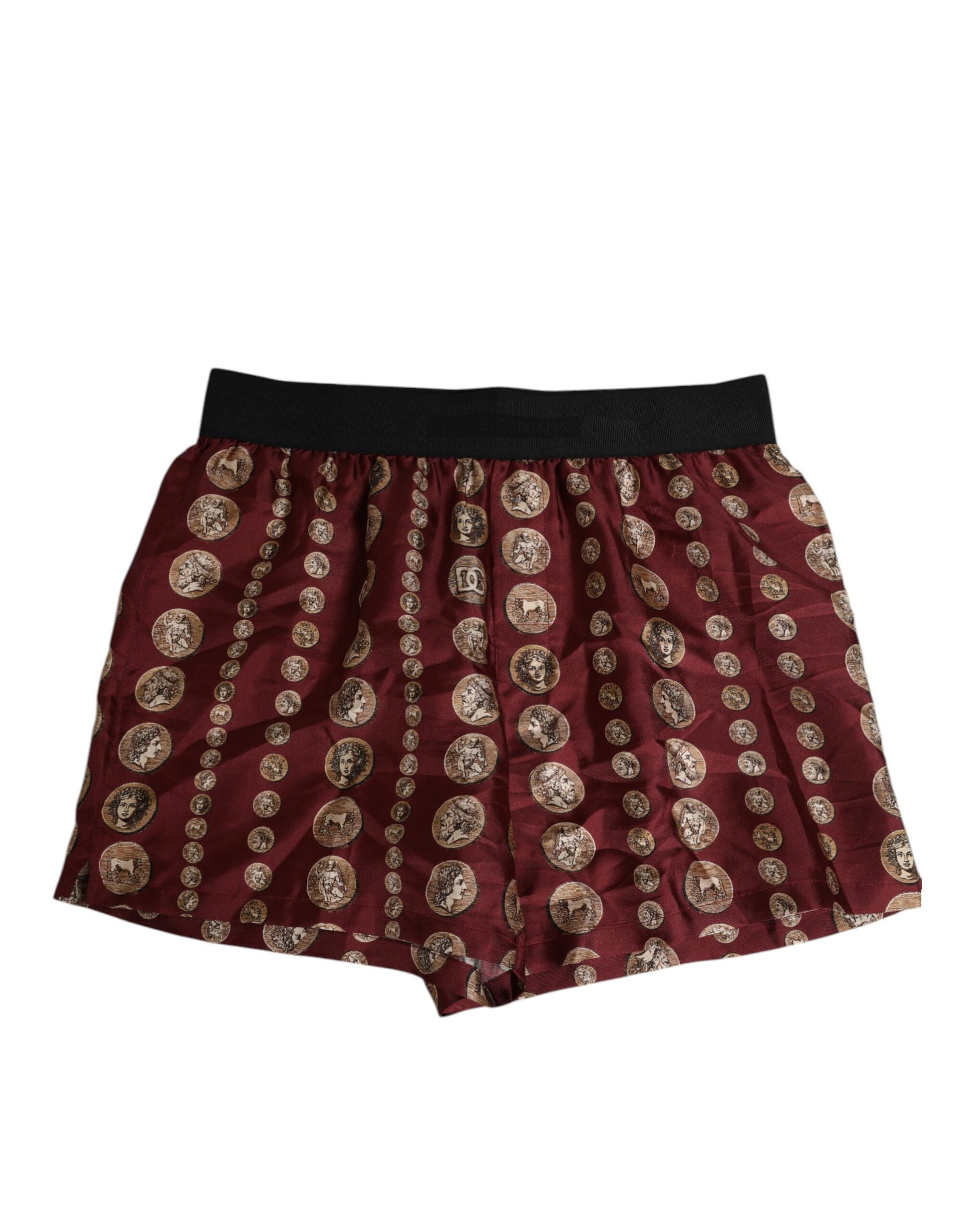 Shorts with a pattern of circles