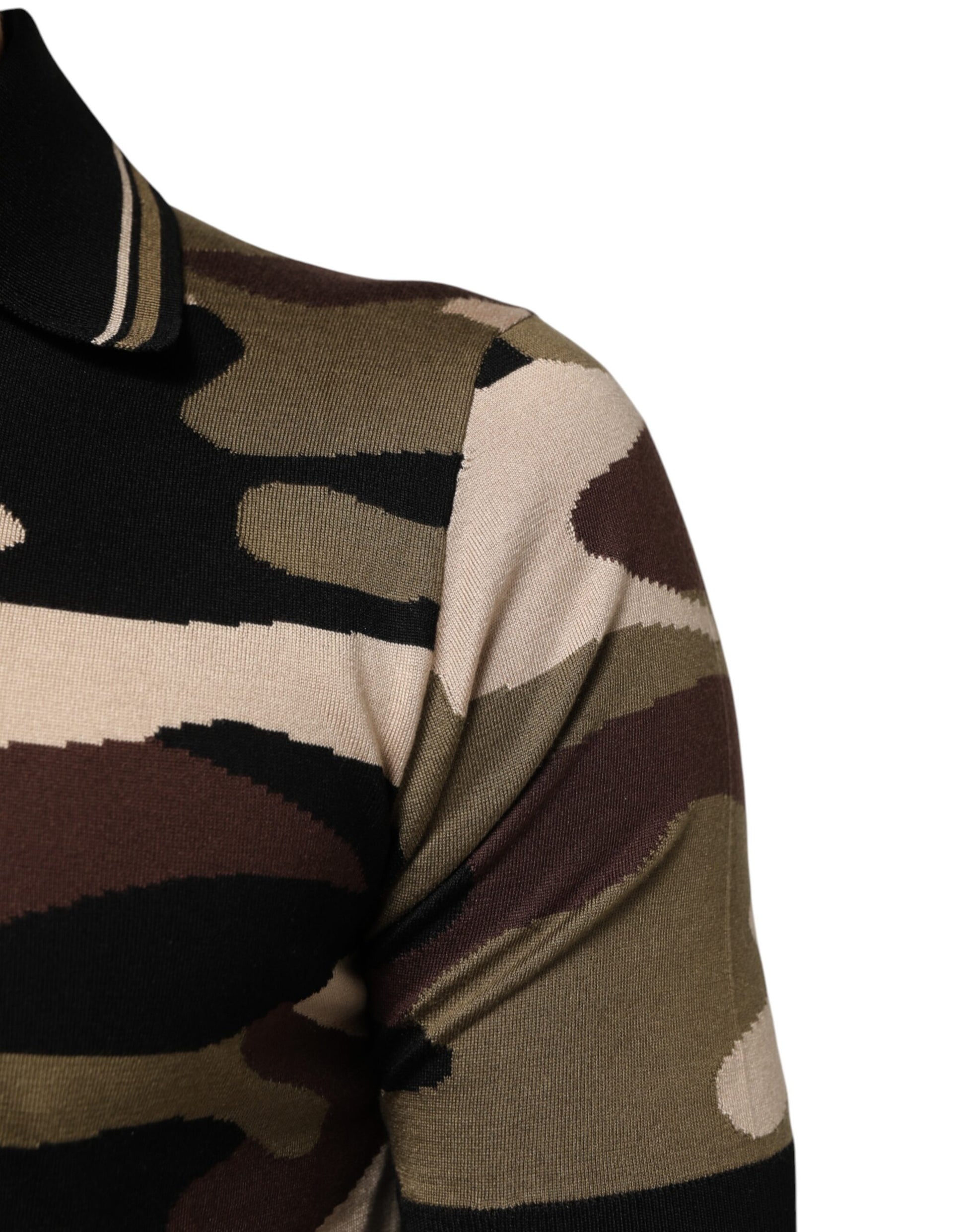 Camouflage patterned sleeve on a shirt