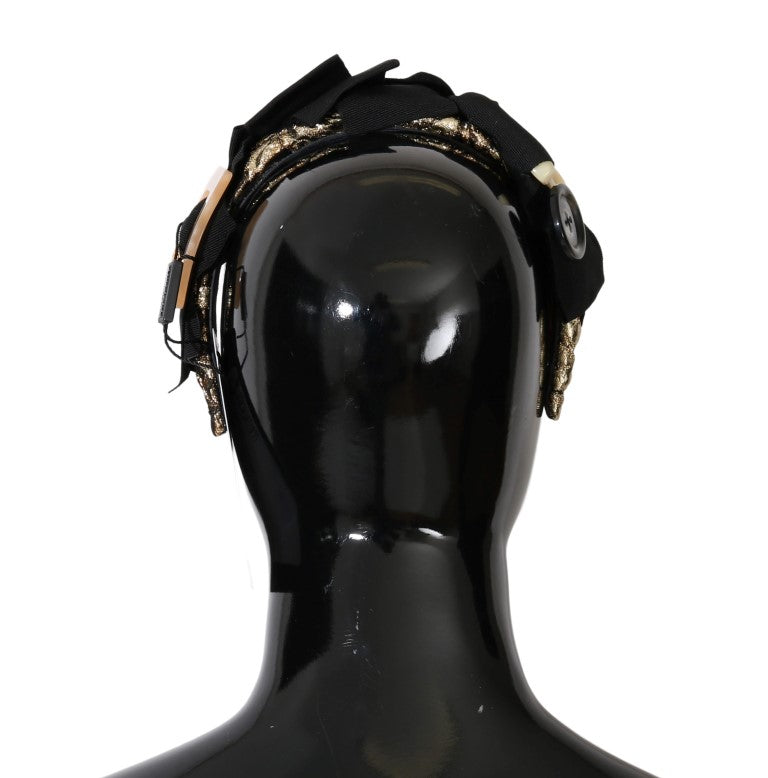 Headpiece on black mannequin head
