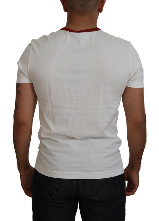 Man wearing white t-shirt