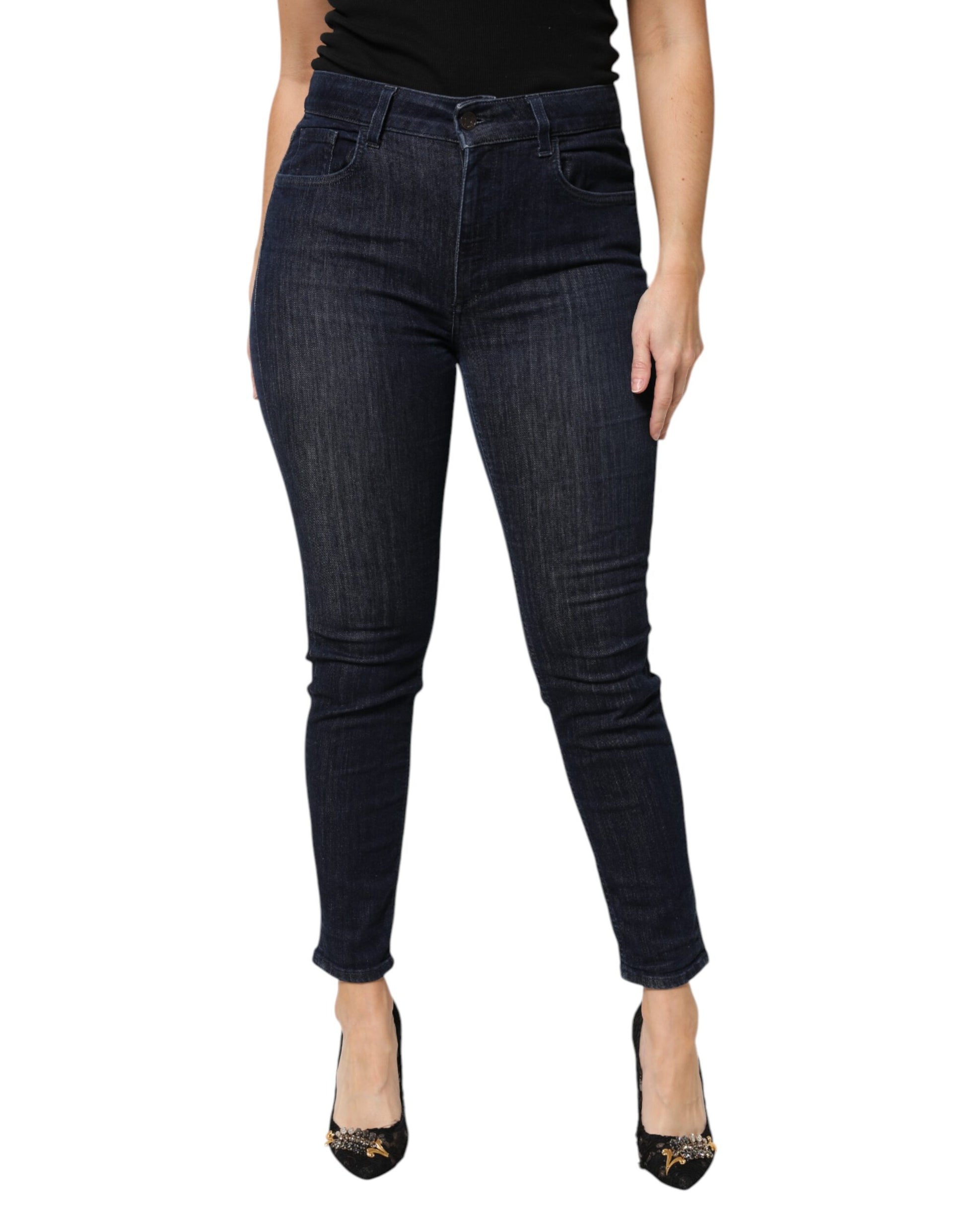 Woman wearing blue jeans