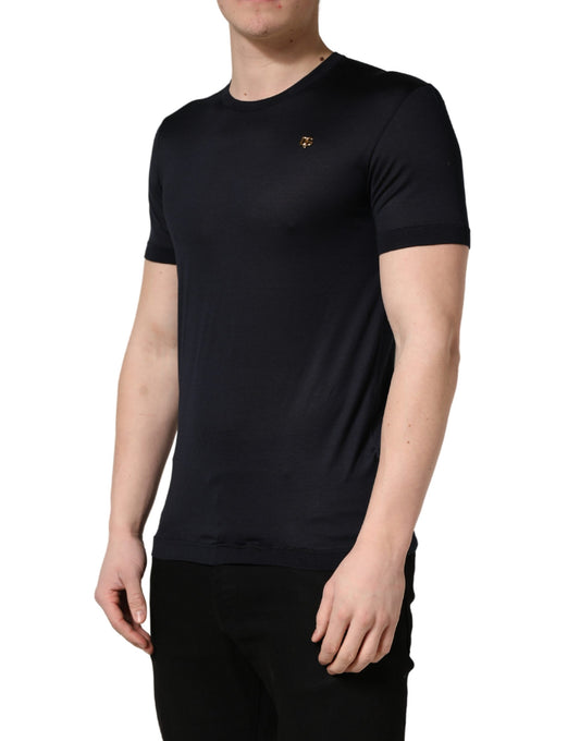 Black sleeveless t-shirt on mannequin