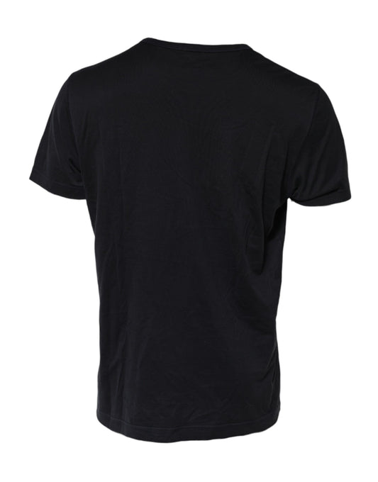 Black t-shirt with horizontal stripes on back