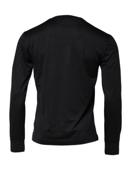 Long sleeve black shirt