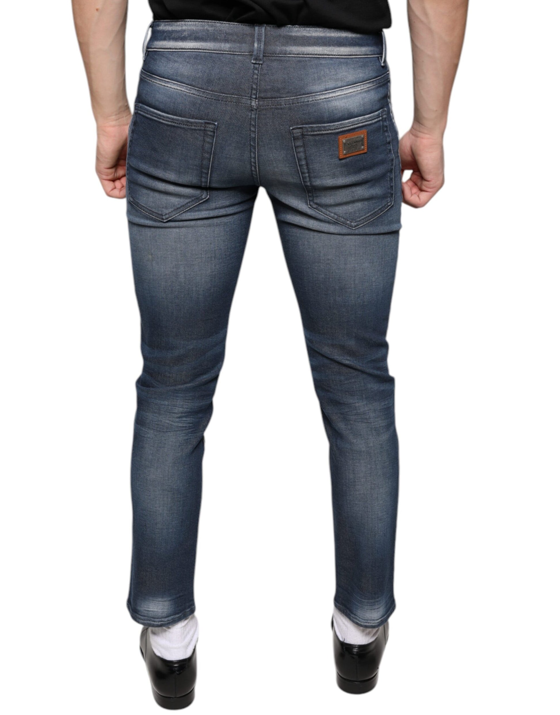 Man wearing blue jeans