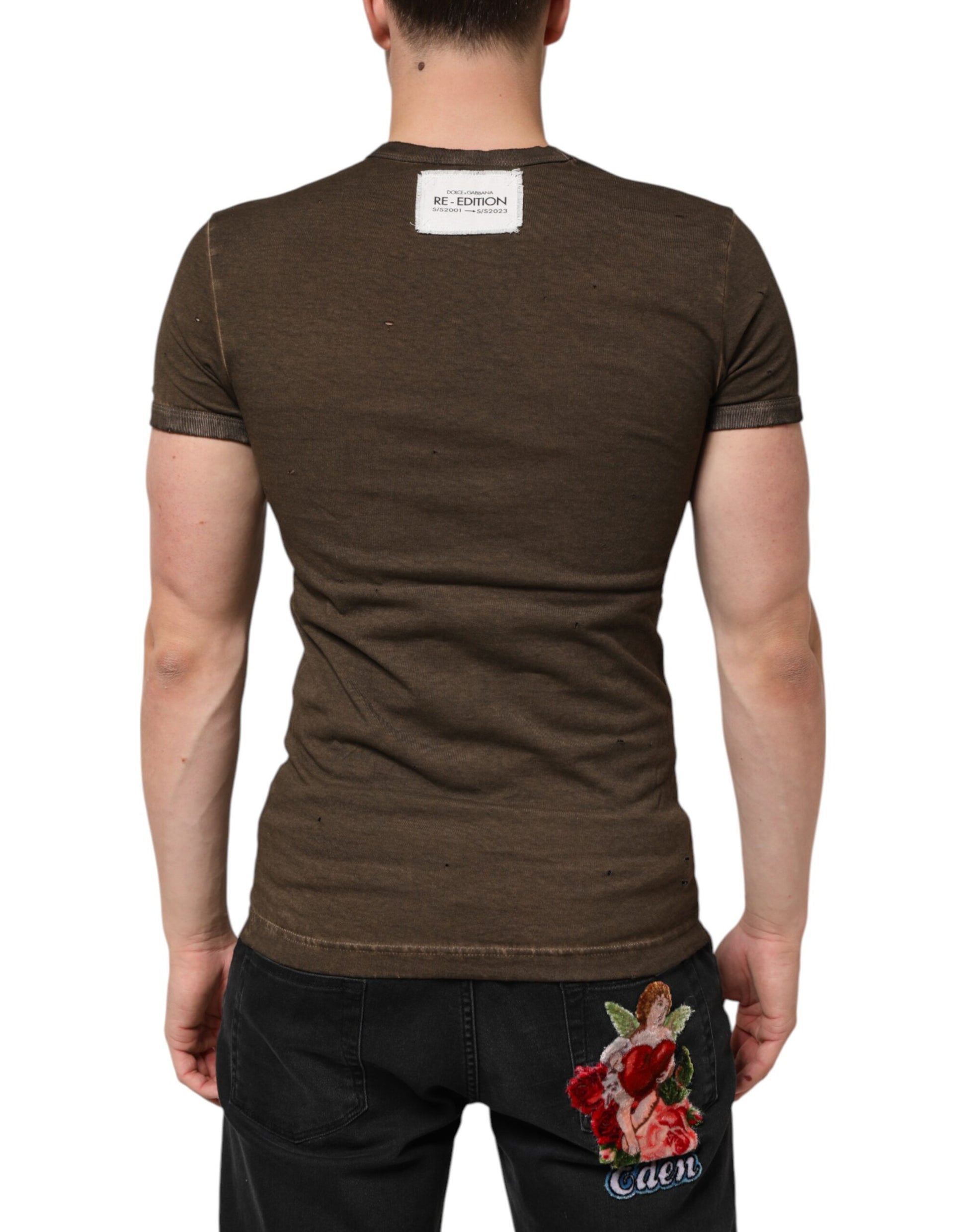 Brown short sleeve t-shirt with a small white tag on back