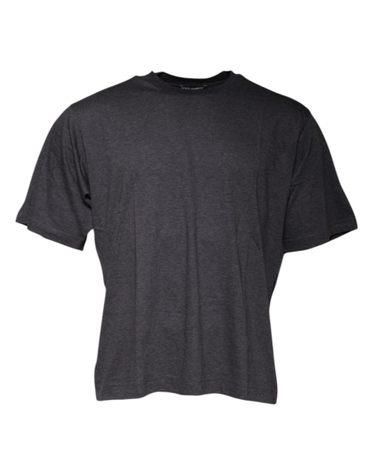 Black short sleeve t-shirt