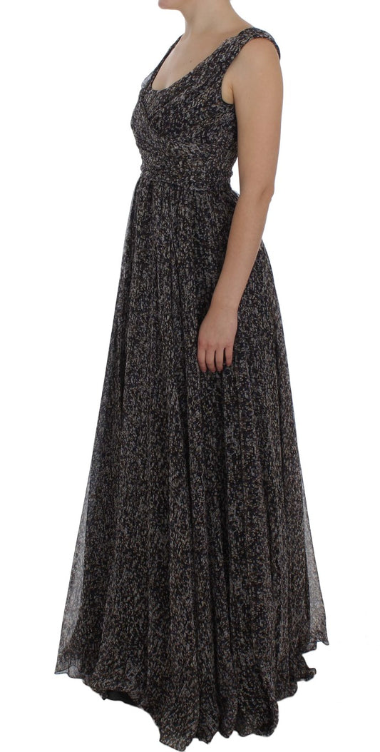 Long black dress with ruffles on hem
