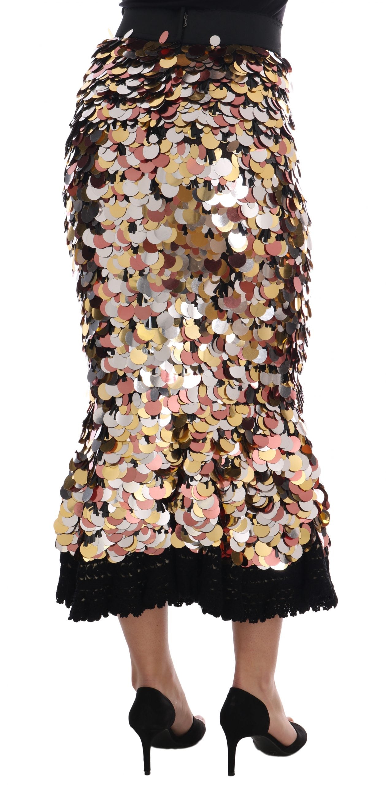 Sequined skirt with ruffles on hem
