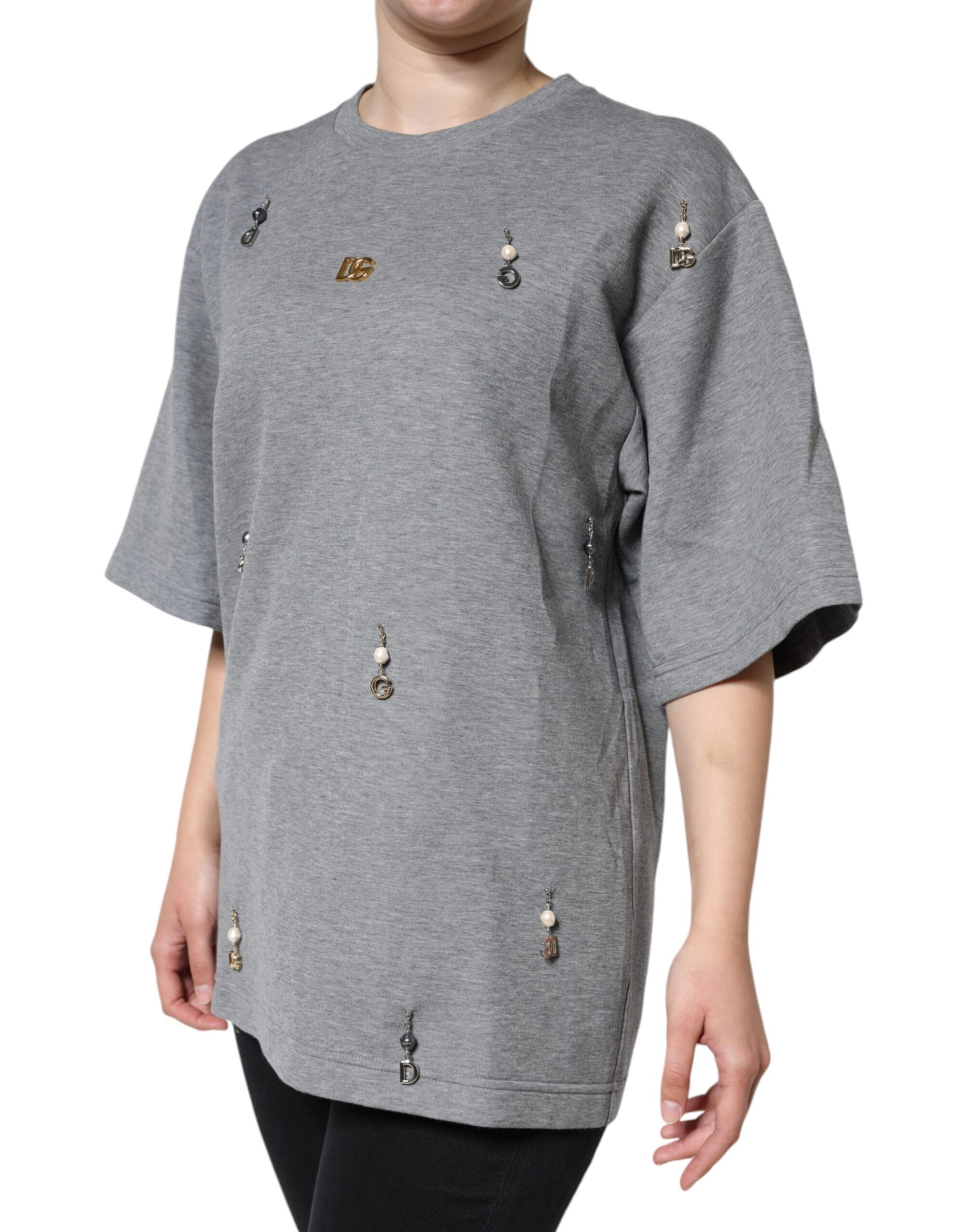 Long sleeve gray shirt with buttons on front