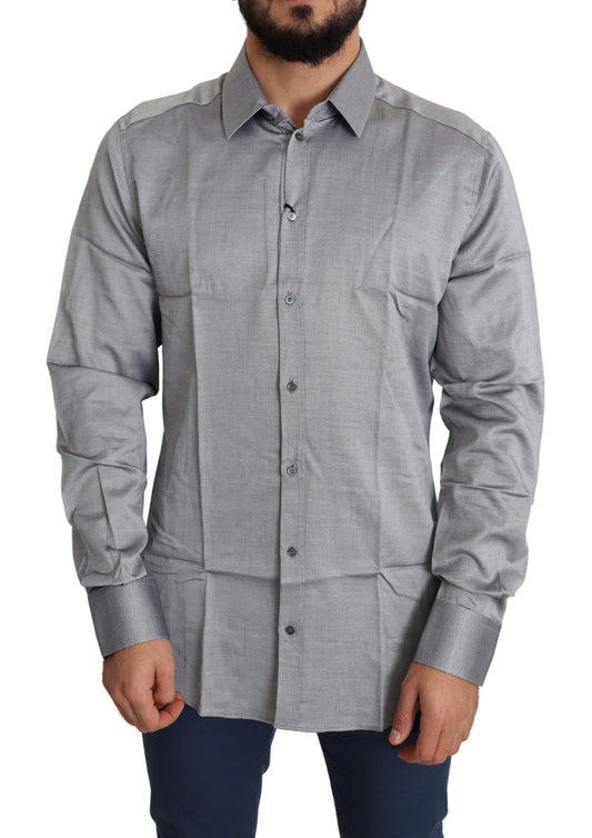 Long sleeve button up shirt in gray plaid pattern