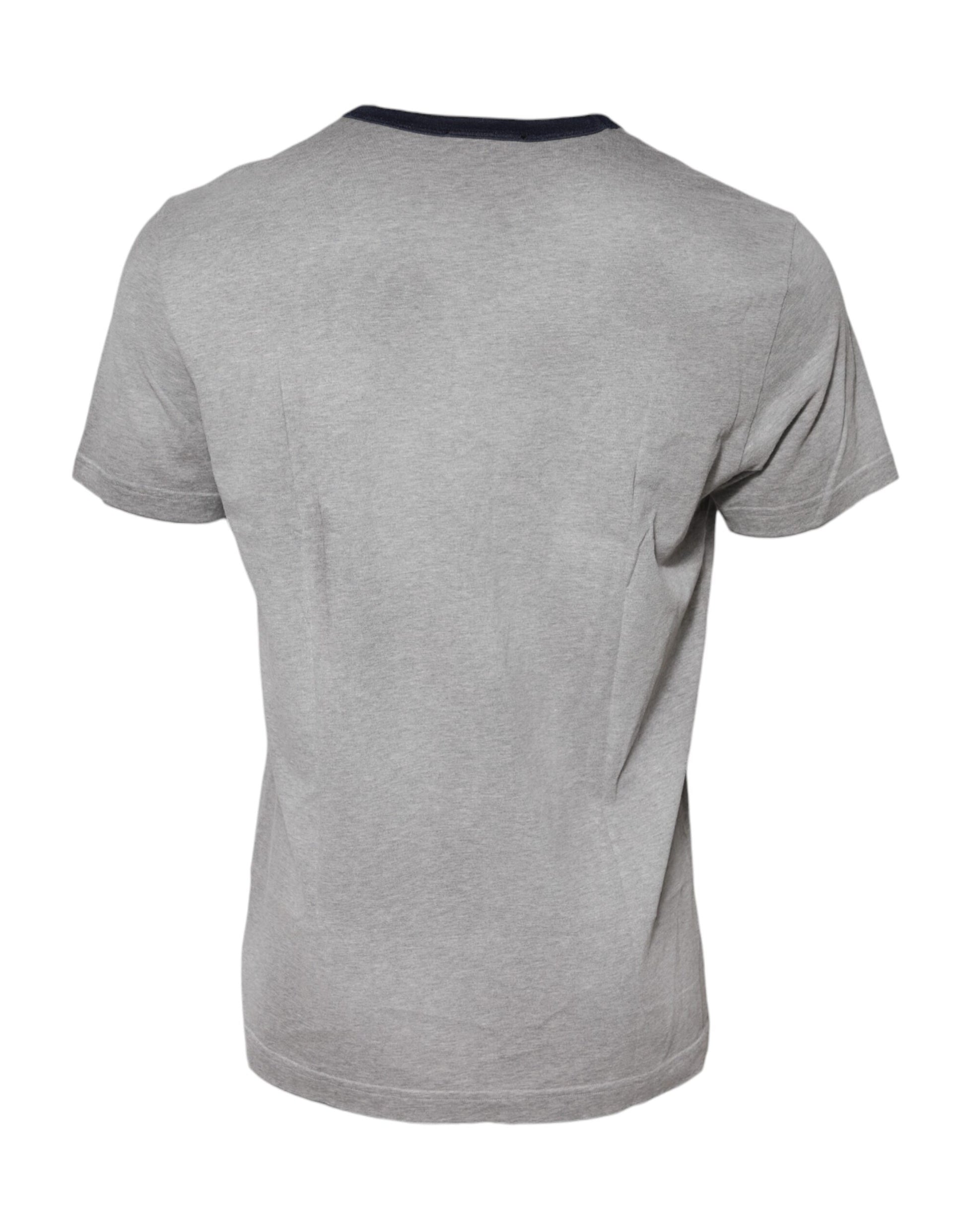 Grey short sleeve t-shirt on a mannequin