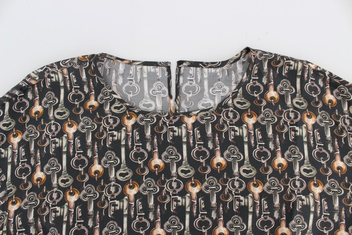 Black and white patterned shirt with multiple images of keys
