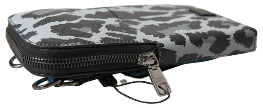 Camouflage patterned travel bag
