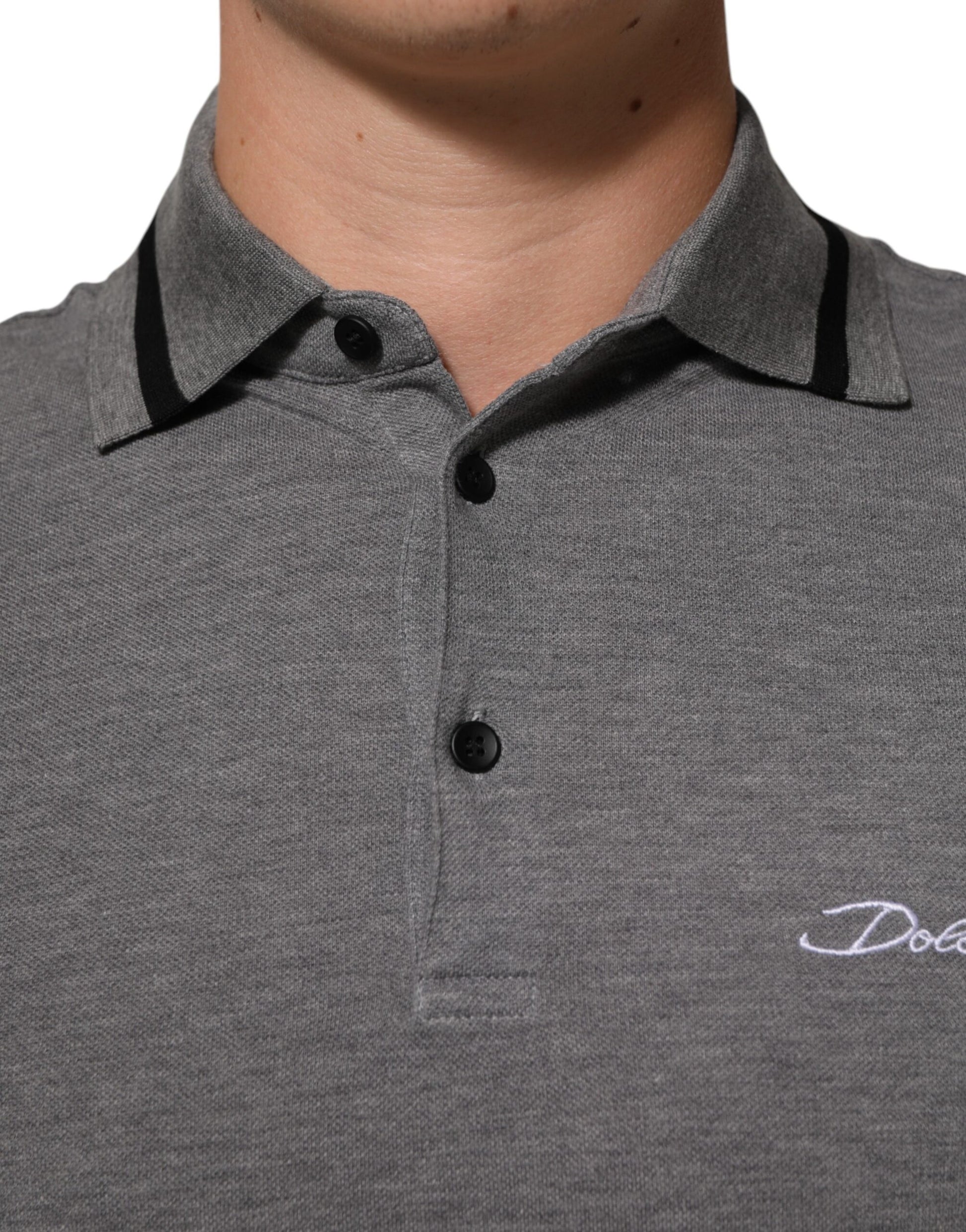 Polo shirt with embroidered logo on left chest