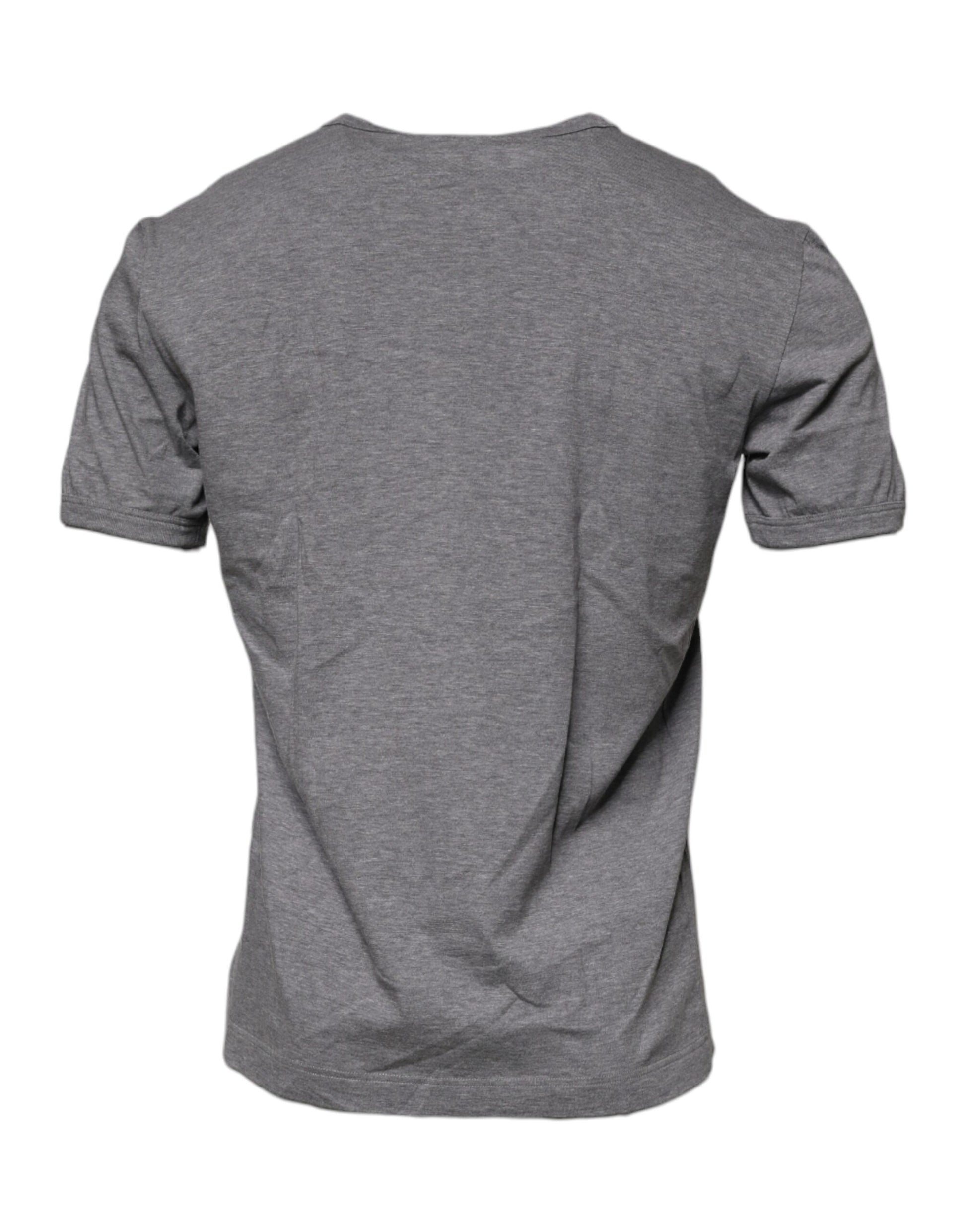 Grey short sleeve t-shirt on a mannequin
